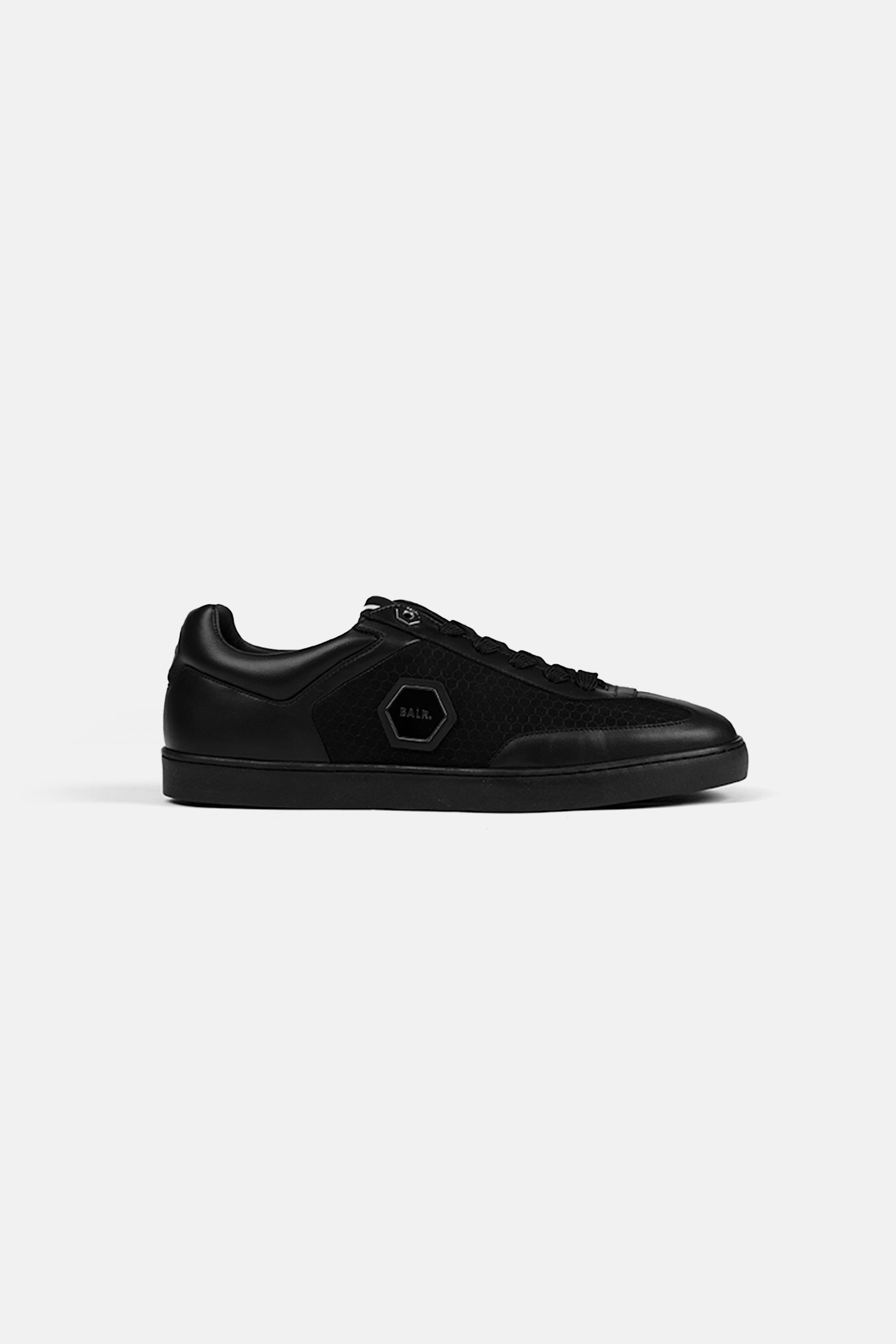 Q Series Classic Cup Sneaker Black