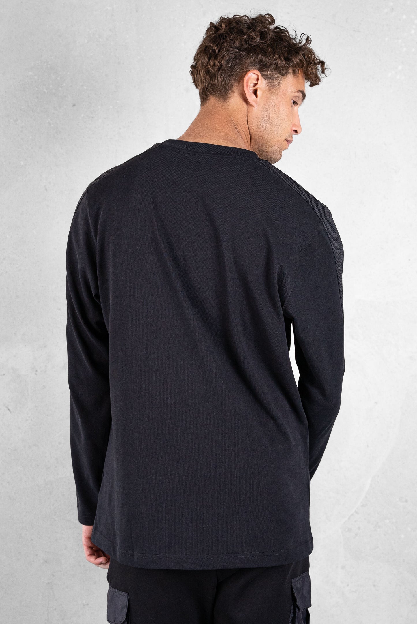 Franck Relaxed Tunnel Longsleeve T-Shirt Jet Black