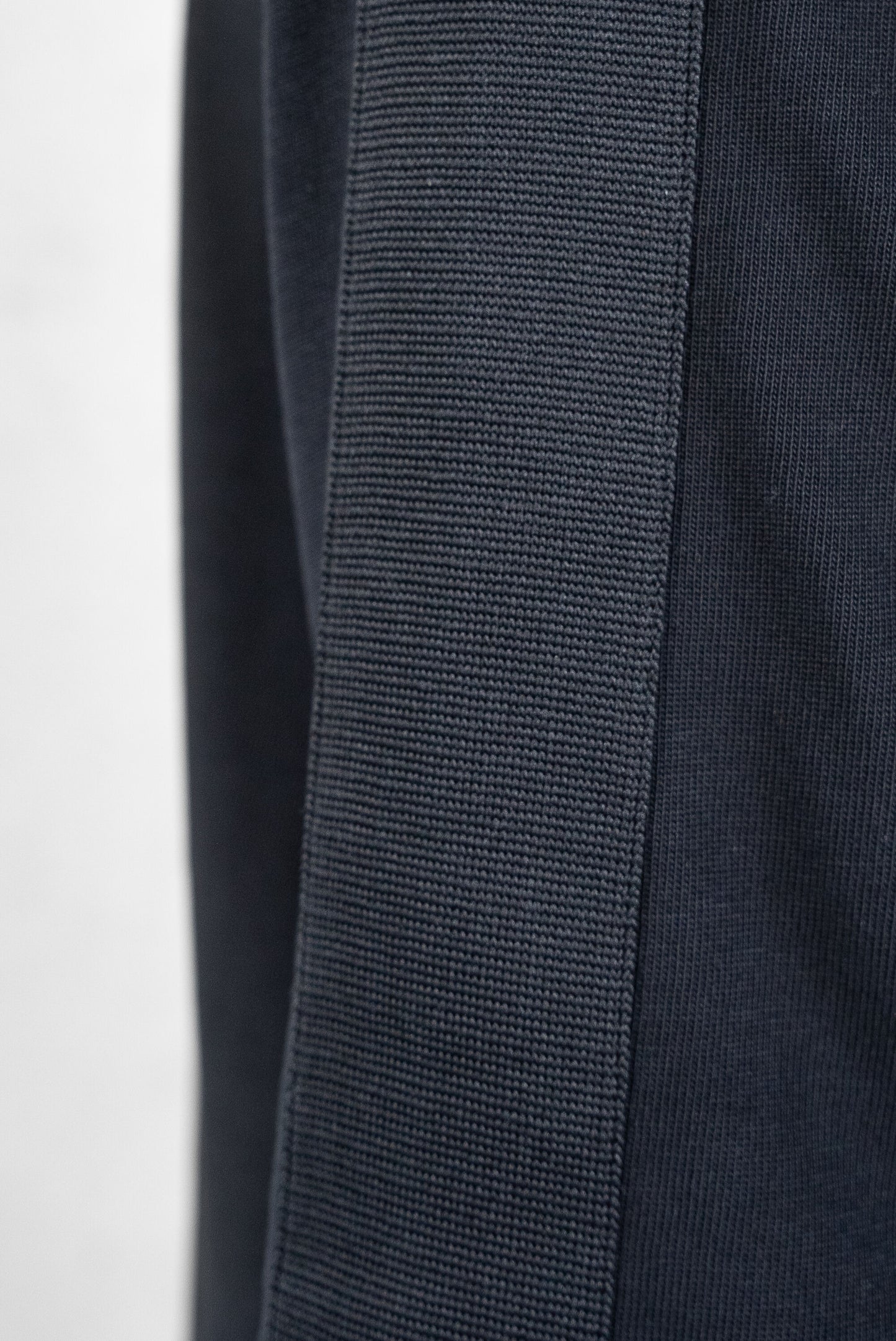 Franck Relaxed Tunnel Longsleeve T-Shirt Jet Black