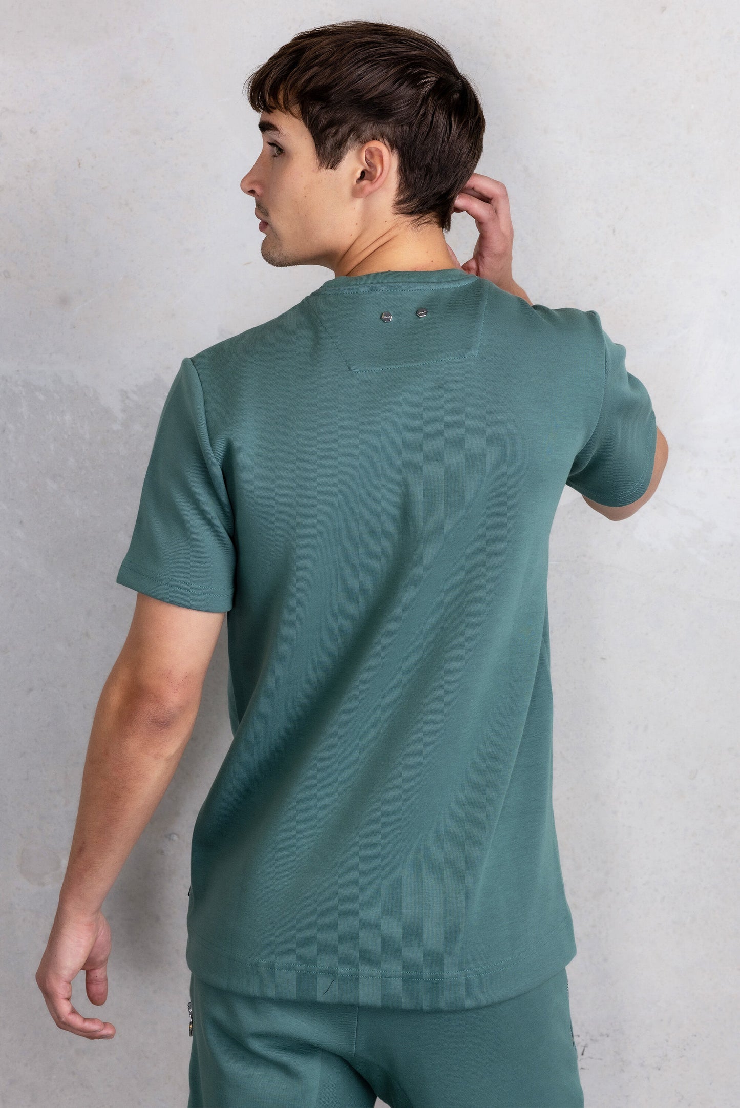 Q-Series Straight T-shirt Dark Forest