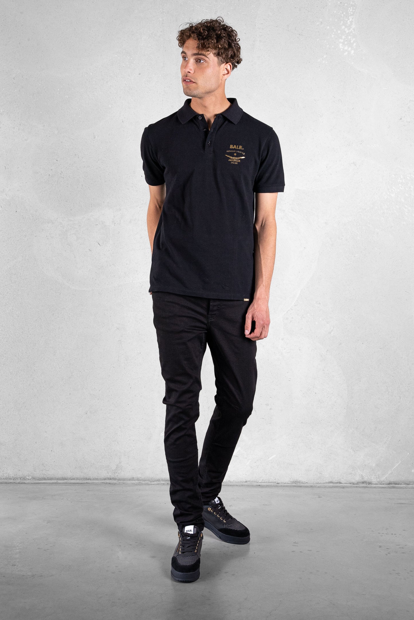 Olaf Straight Emblem Polo Jet Black