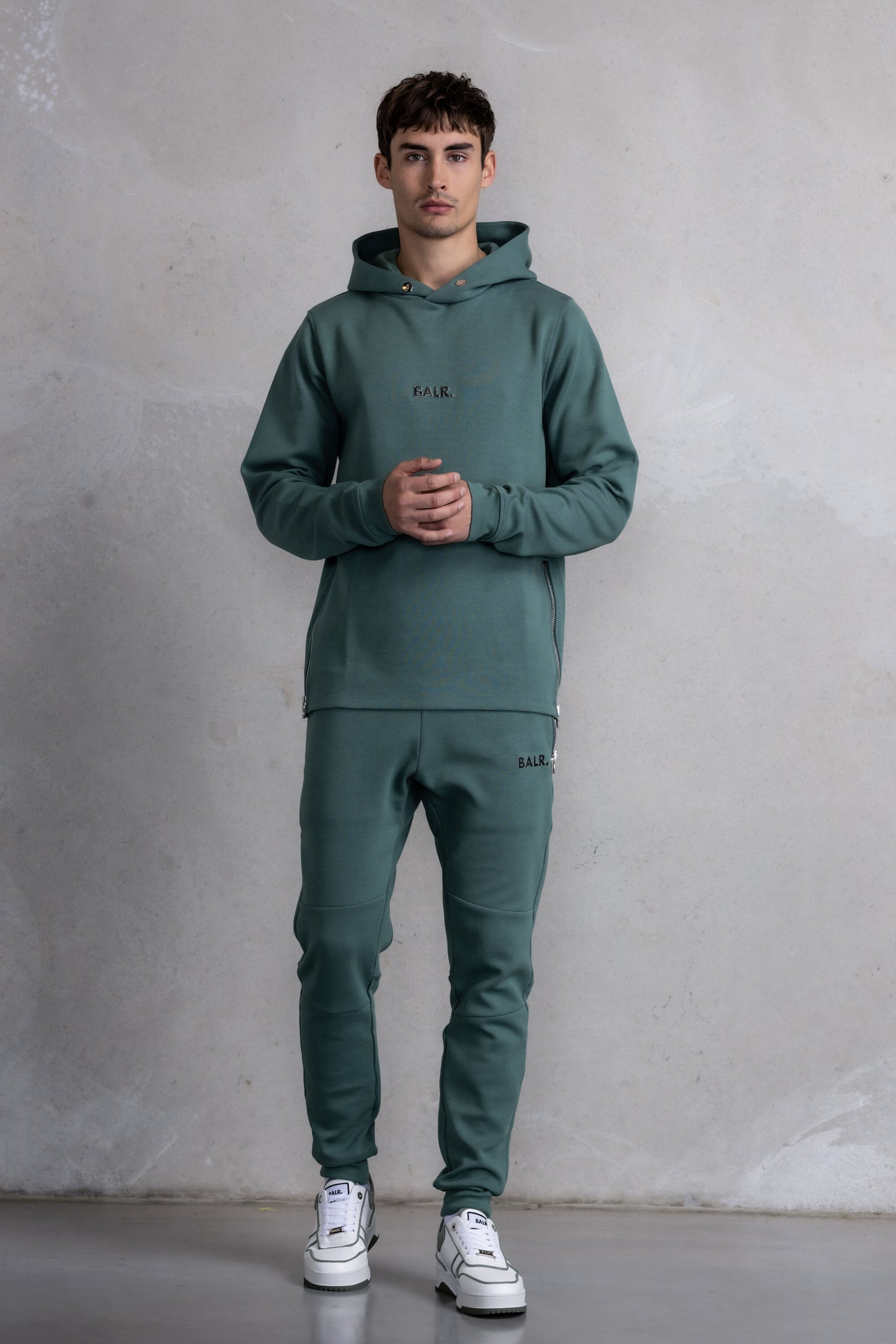Q-Series Straight Classic Hoodie Dark Forest