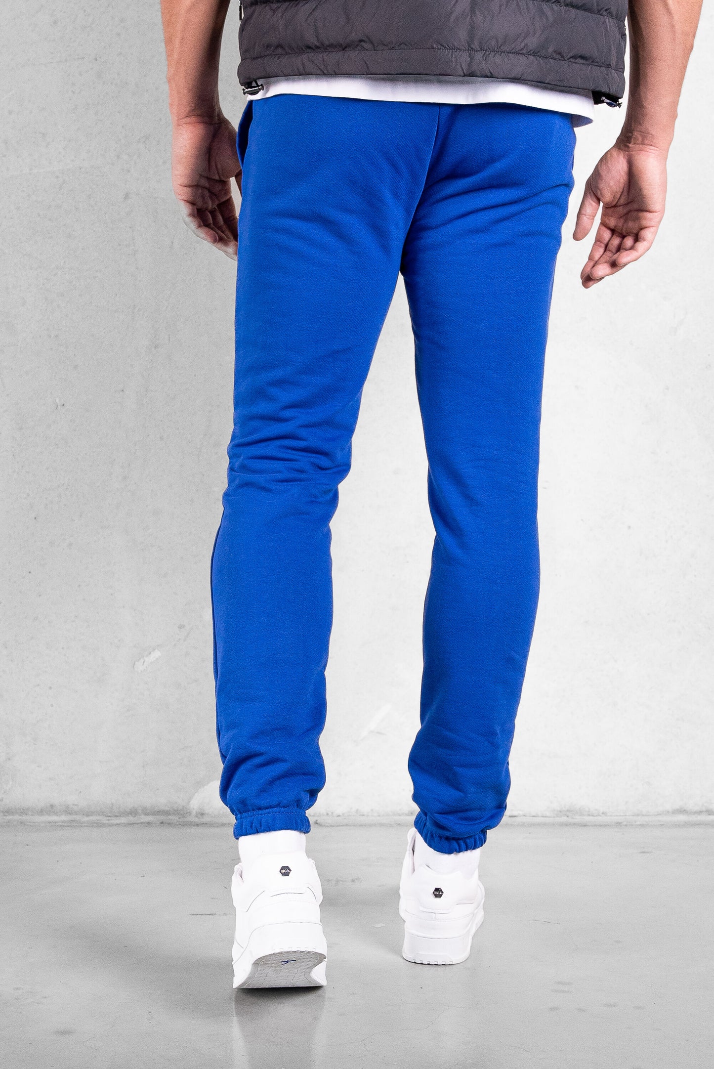 Regular Metal Brand Jogger Surf The Web