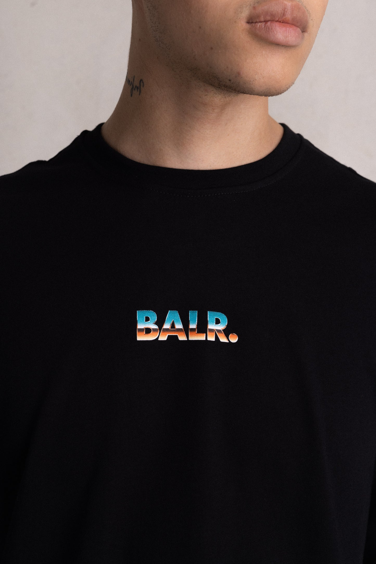 Olaf Straight BALR. LV Chrome Long Sleeve Jet Black