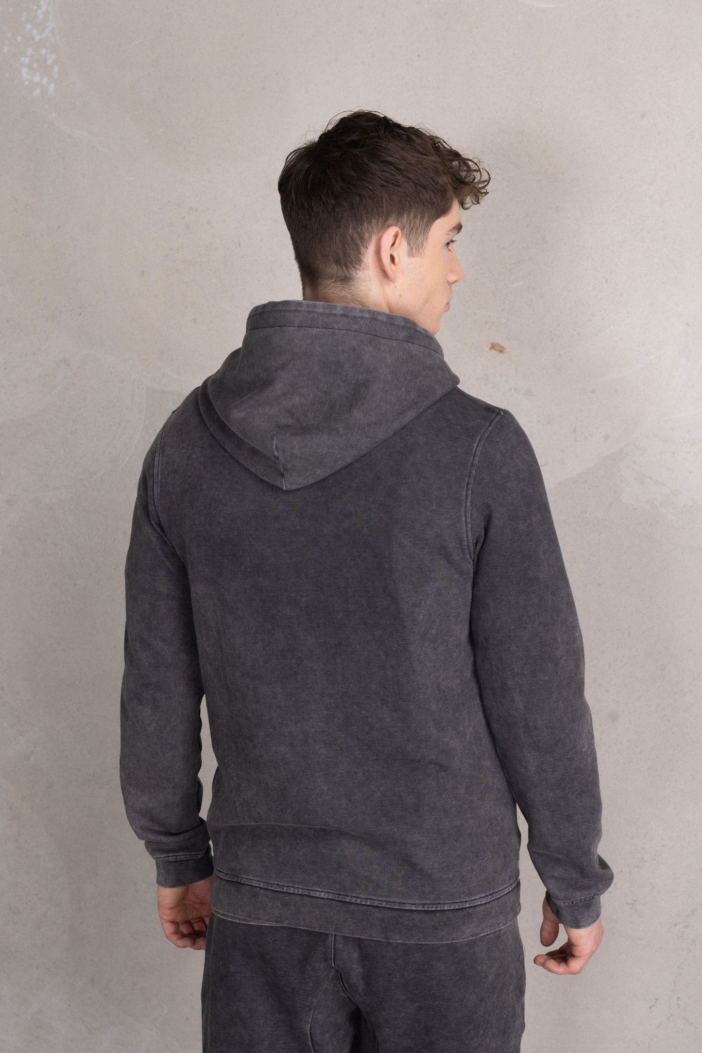 Q-Series Straight Zip Thru Hoodie Vintage Washed
