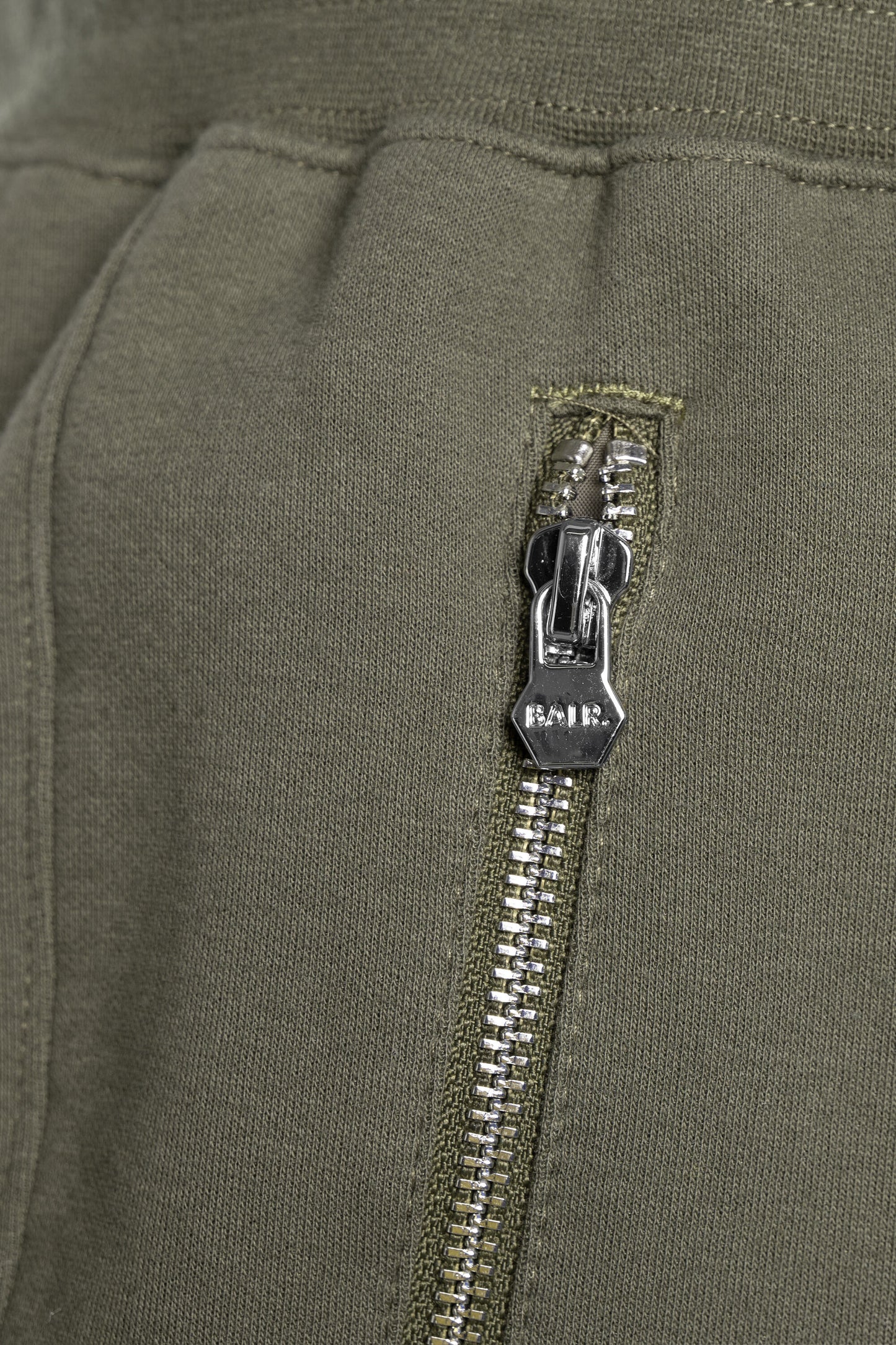 Q-Series Sweat Short Army Green