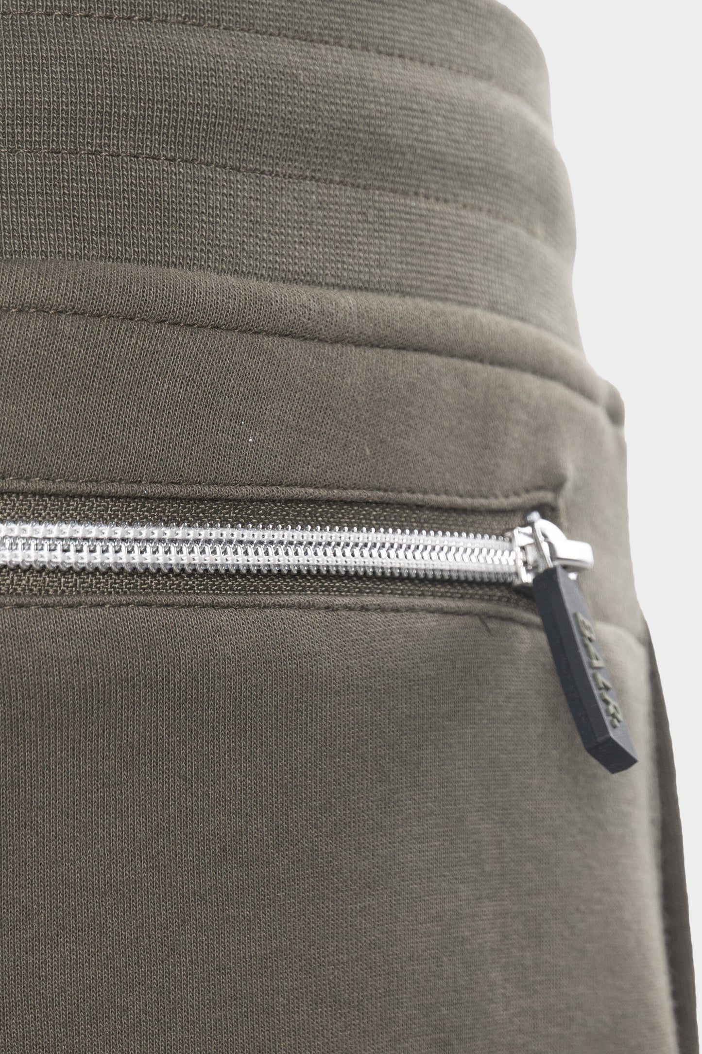 Q-Series Sweatpants Army Green