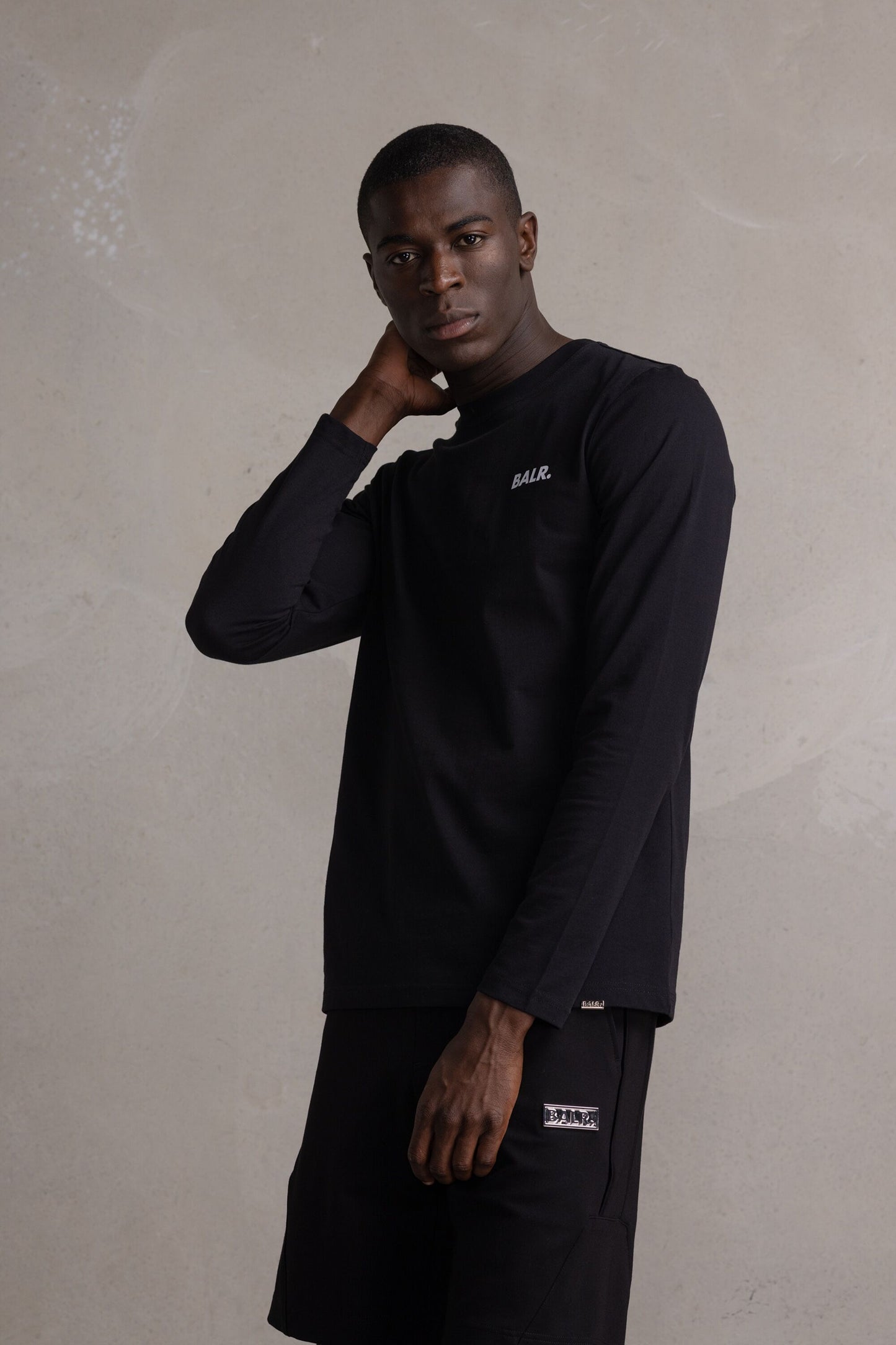 Olaf Straight Small Logo Longsleeve Jet Black