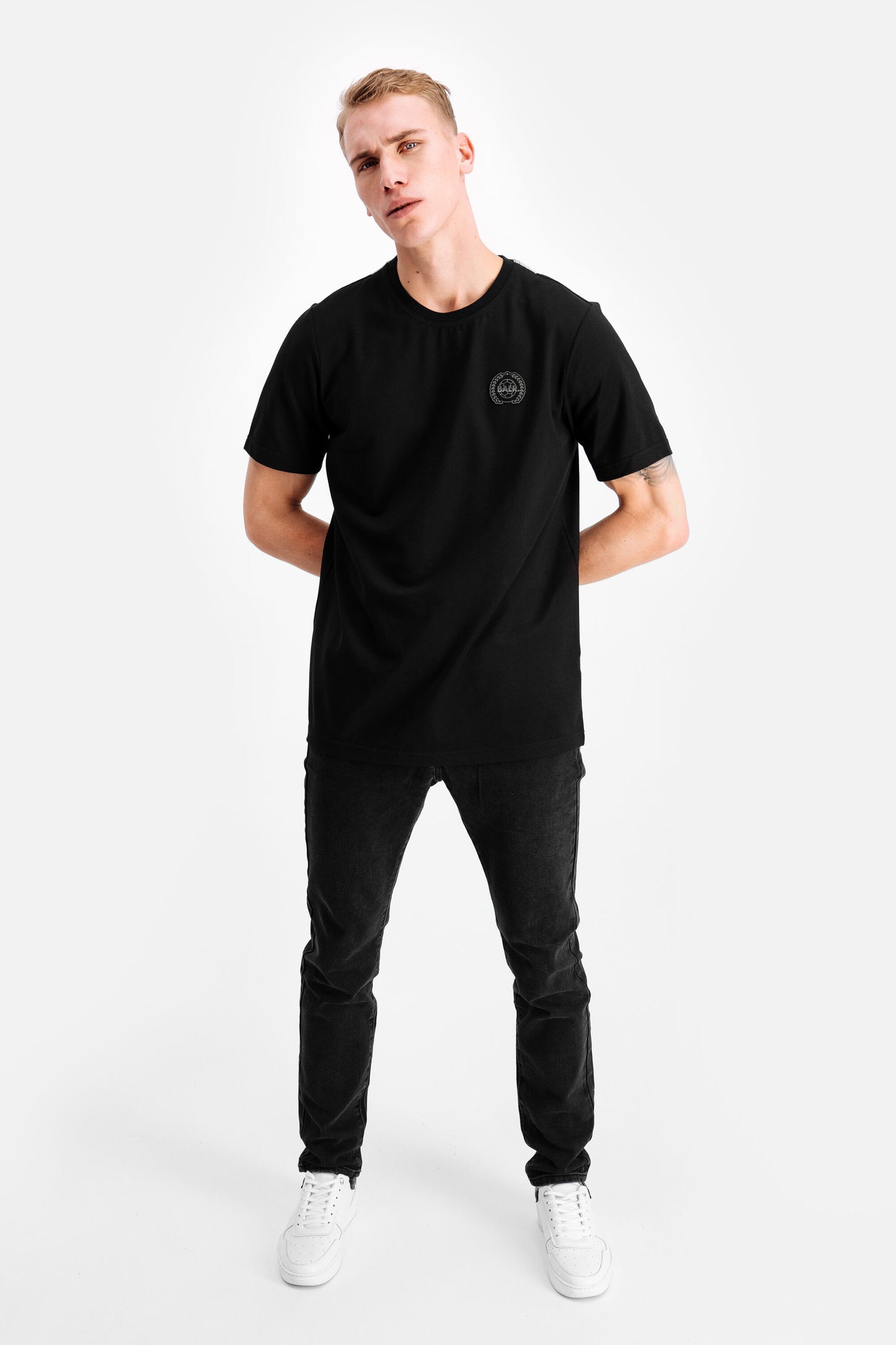 Tech Badge Straight T-Shirt Black