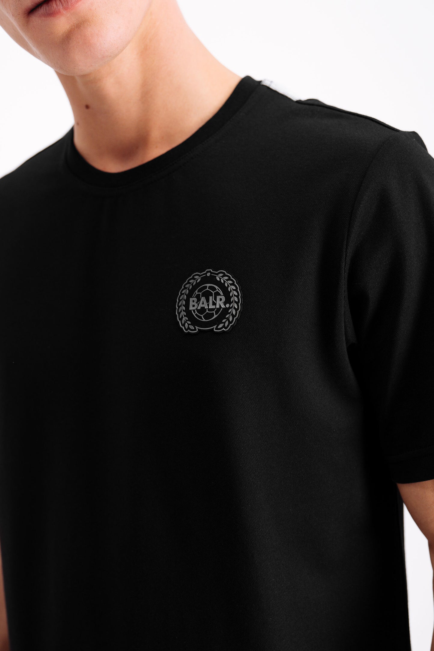 Tech Badge Straight T-Shirt Black