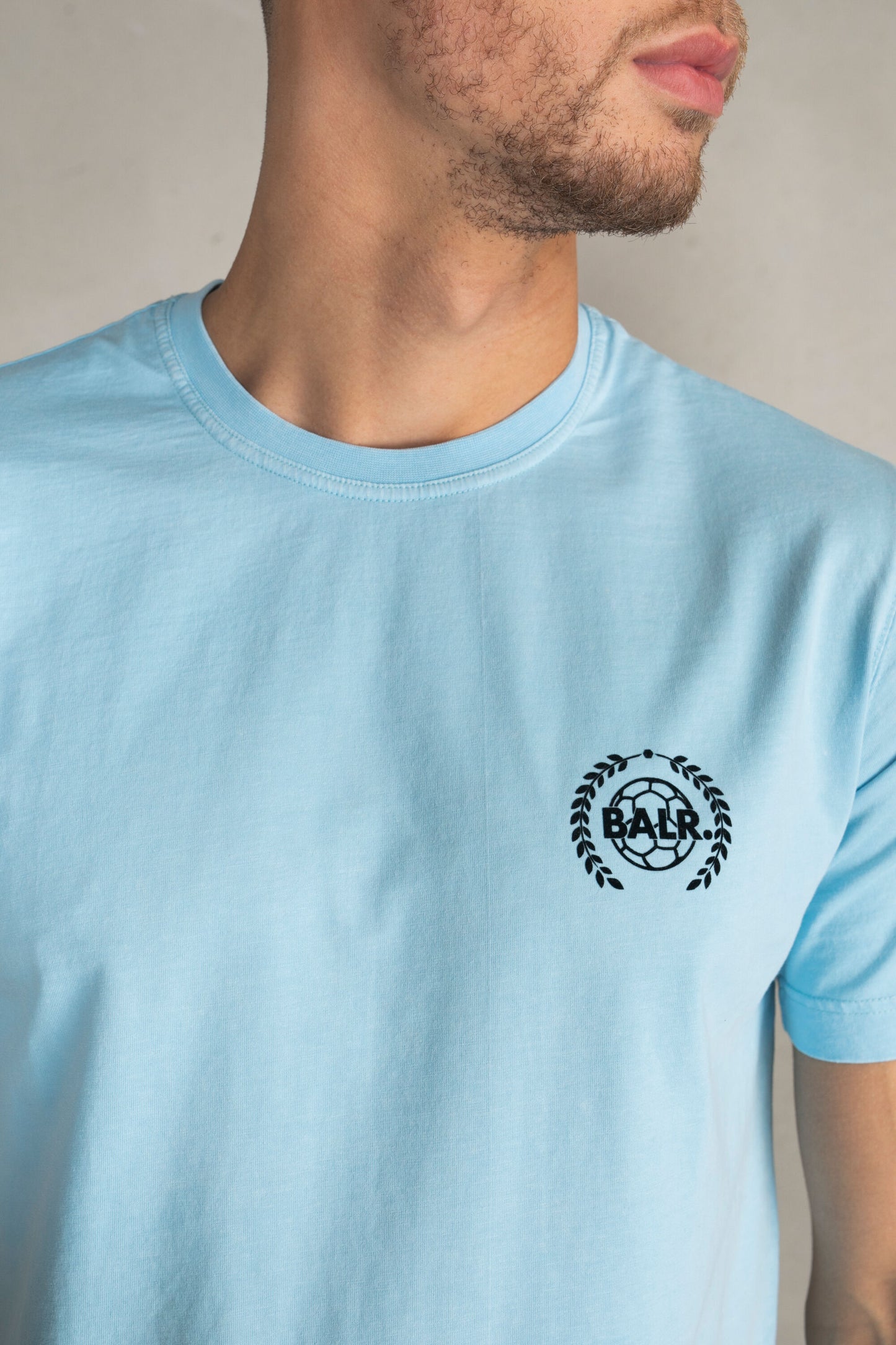 Olaf Straight Crest T-Shirt Ice Washed