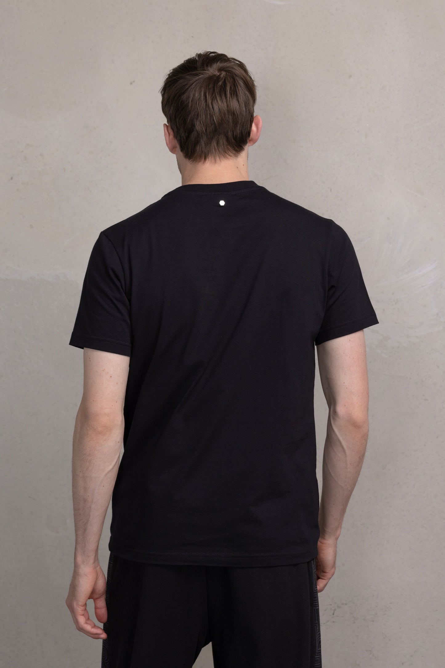 Olaf Straight Metal Ball T-Shirt Jet Black