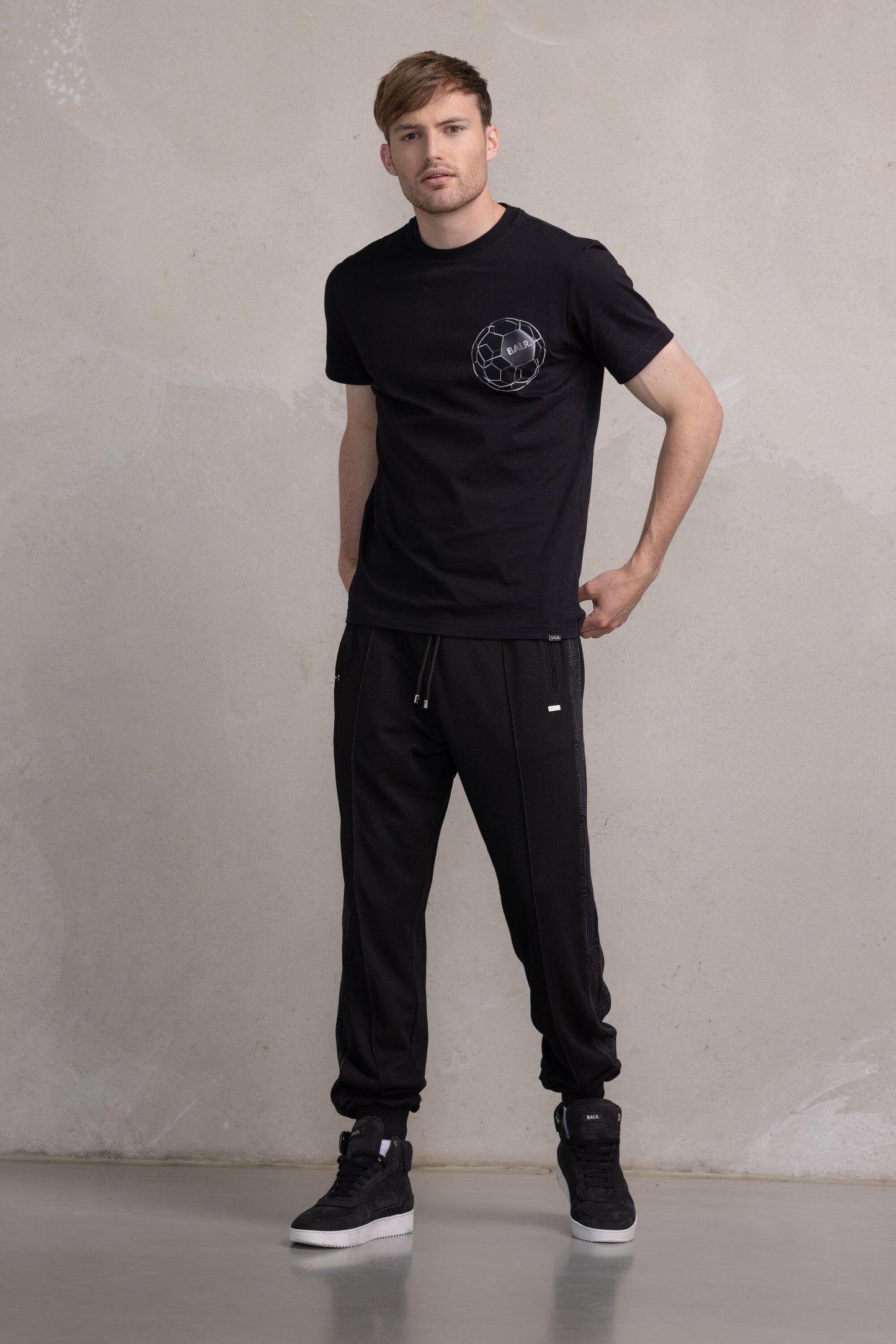 Olaf Straight Metal Ball T-Shirt Jet Black
