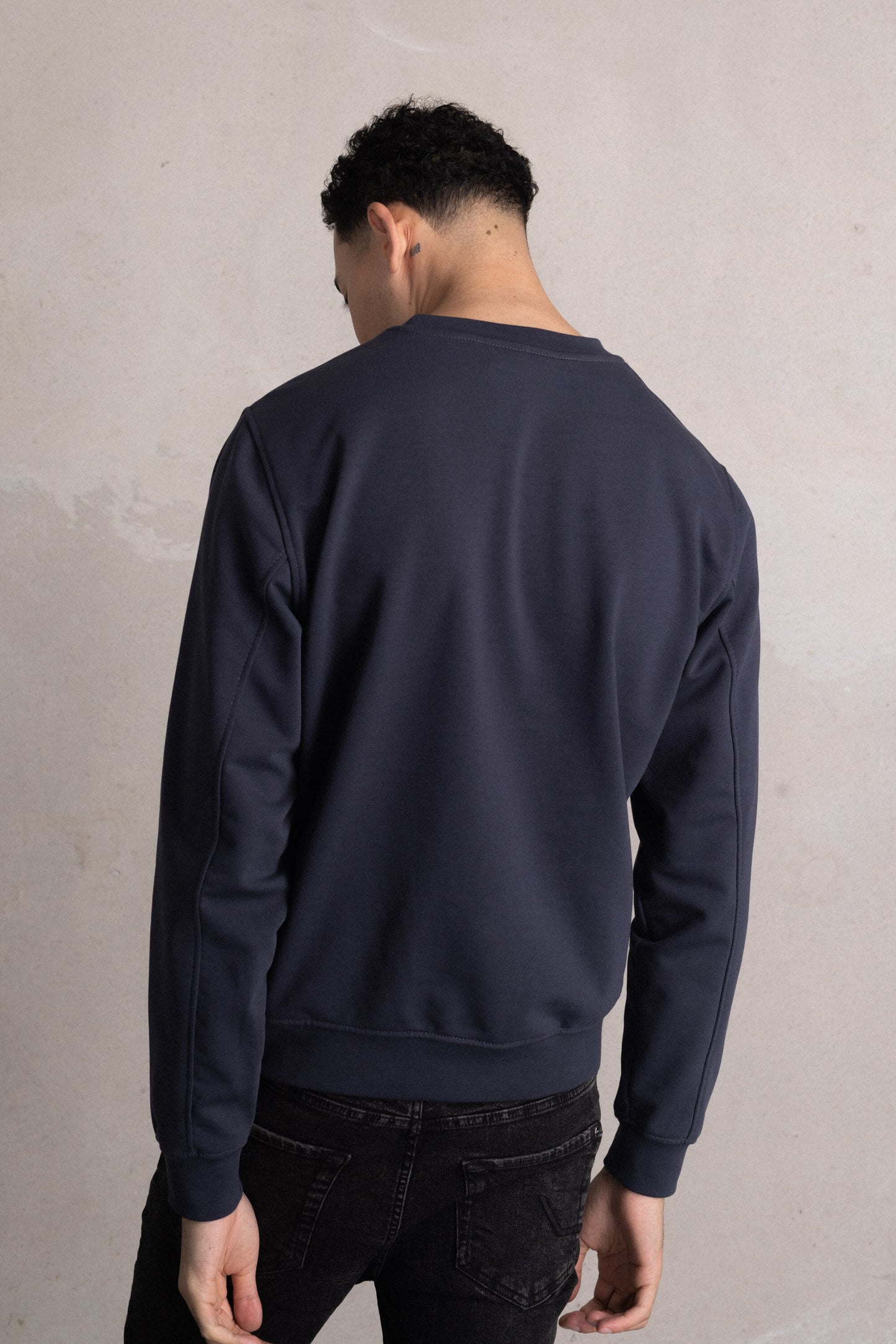 Jules Slim Shoulder Panel Crewneck Ebony
