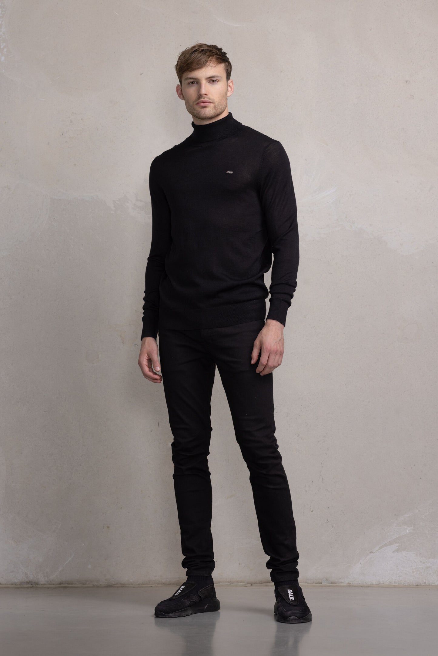 Ross Badge Regular Knitted Turtle Neck Jet Black