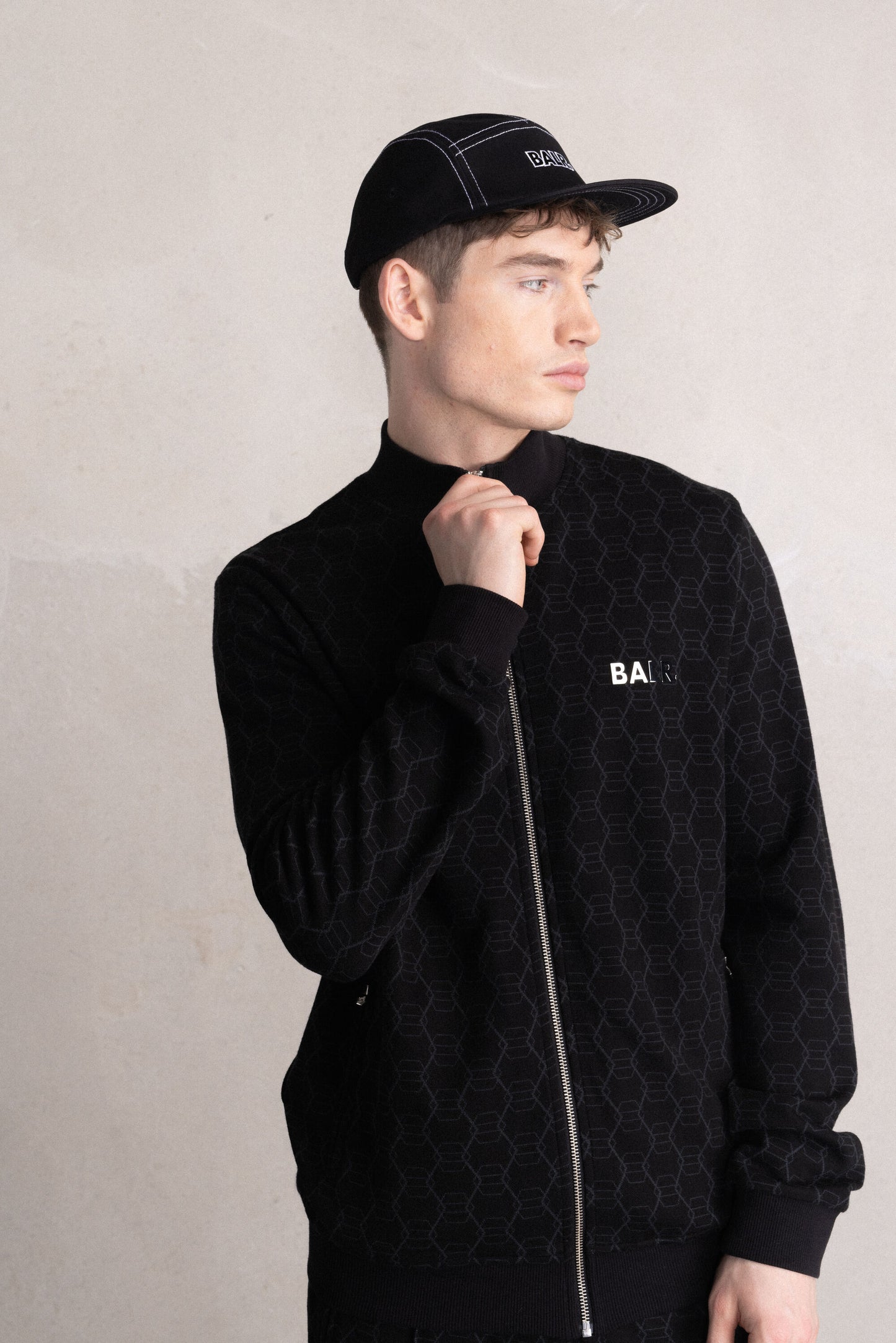 Brooklyn Regular Jacquard Hex. Track Jacket Jet Black