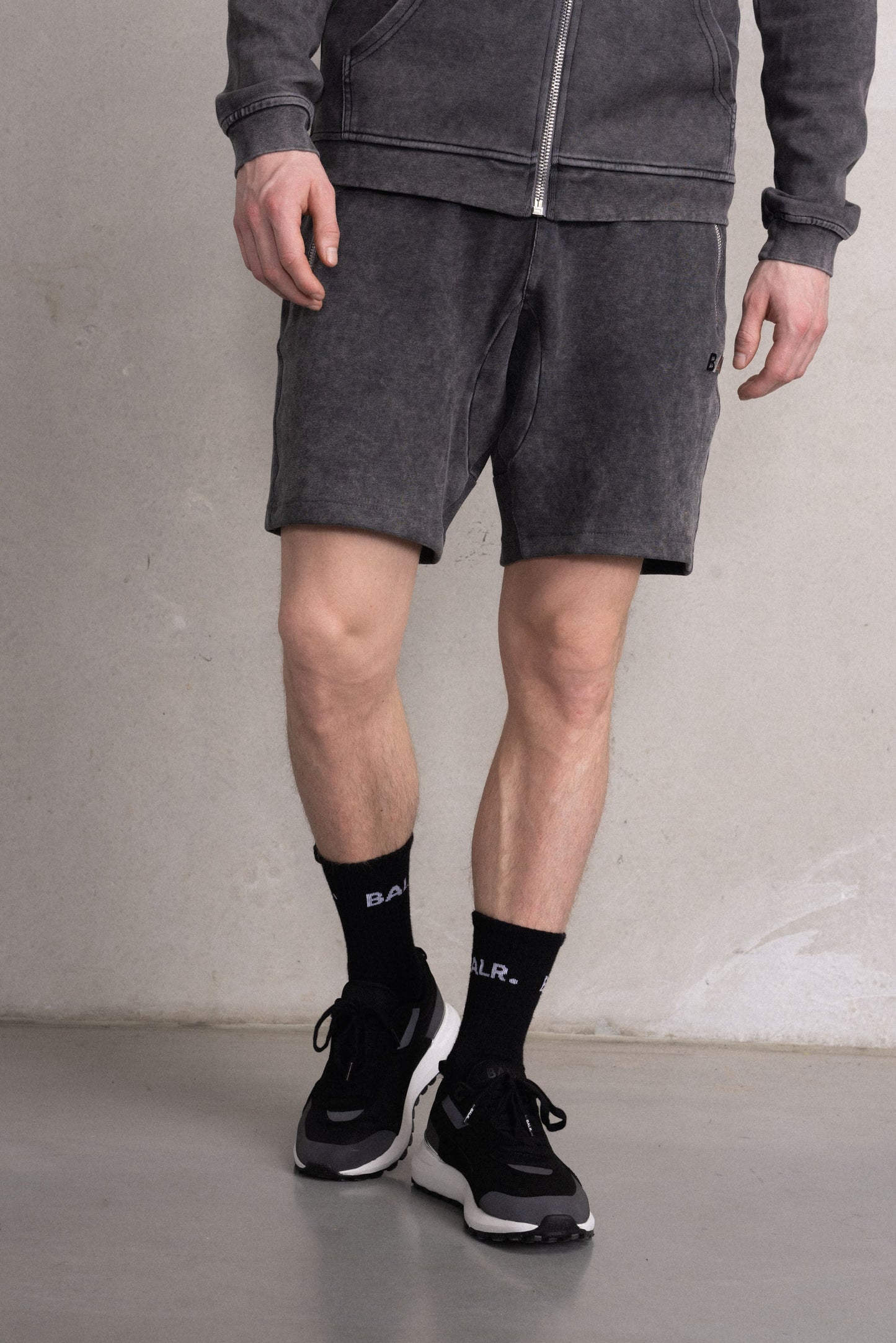 Q-Series Sweat Short Vintage Washed