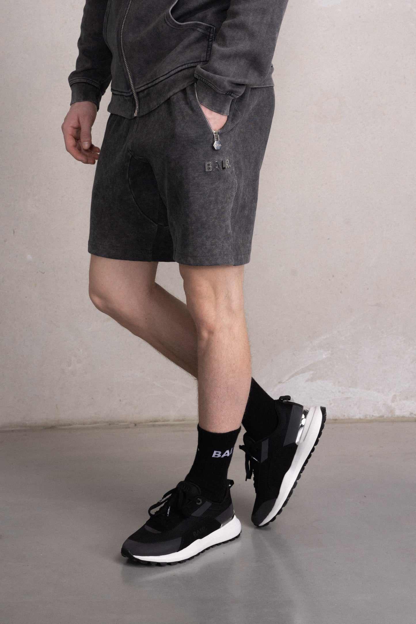 Q-Series Sweat Short Vintage Washed