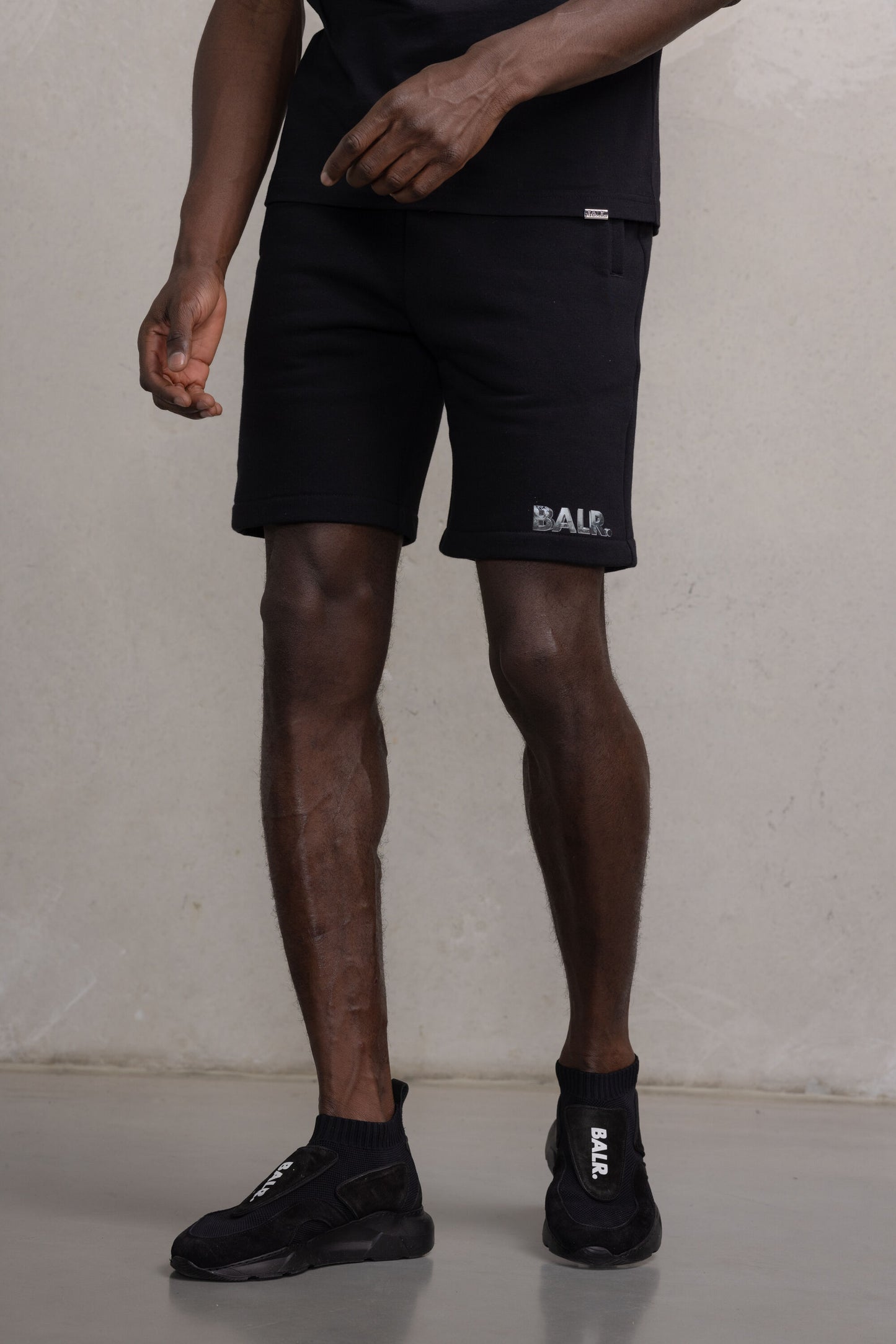 Tony Regular Metal Brand Sweat Short Jet Black