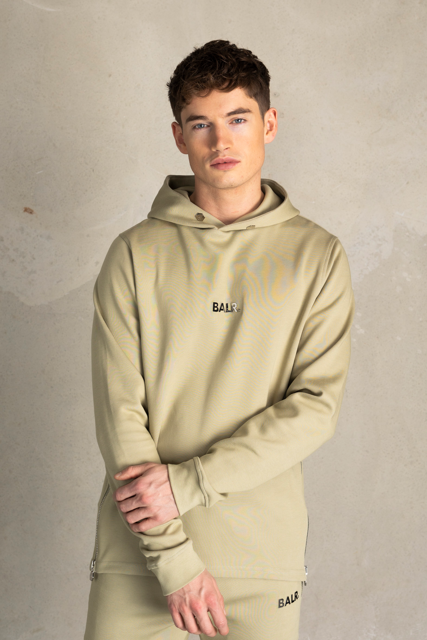 Q-Series Straight Classic Hoodie Elm