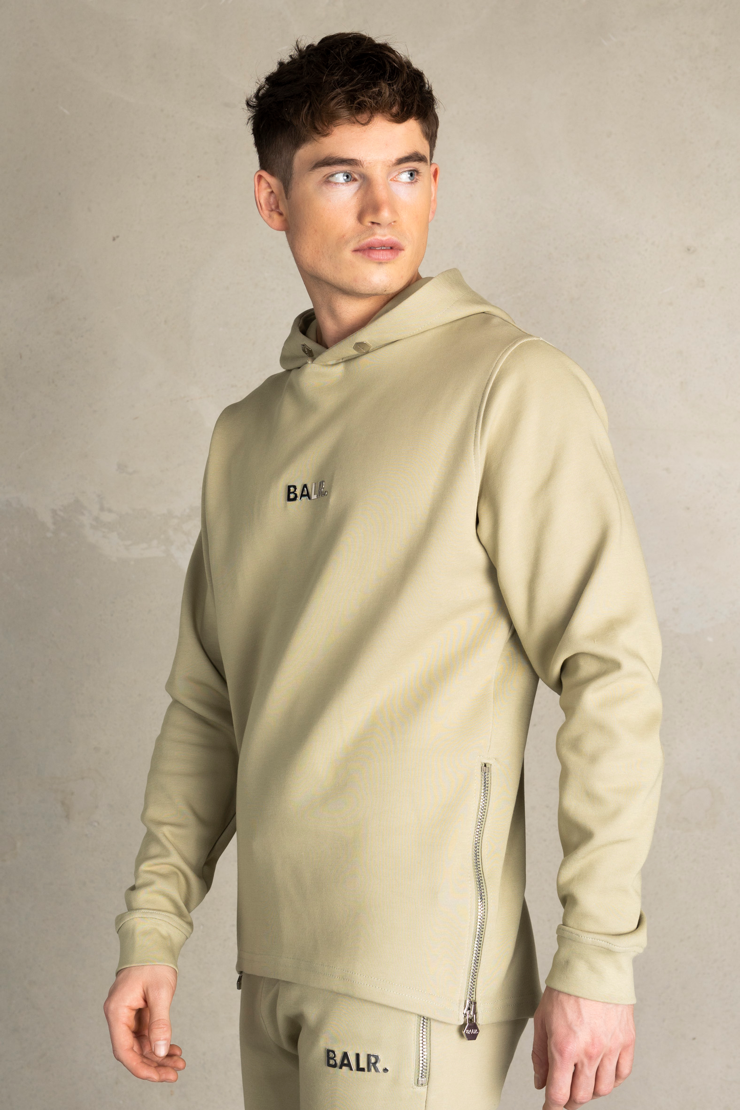 Q-Series Straight Classic Hoodie Elm