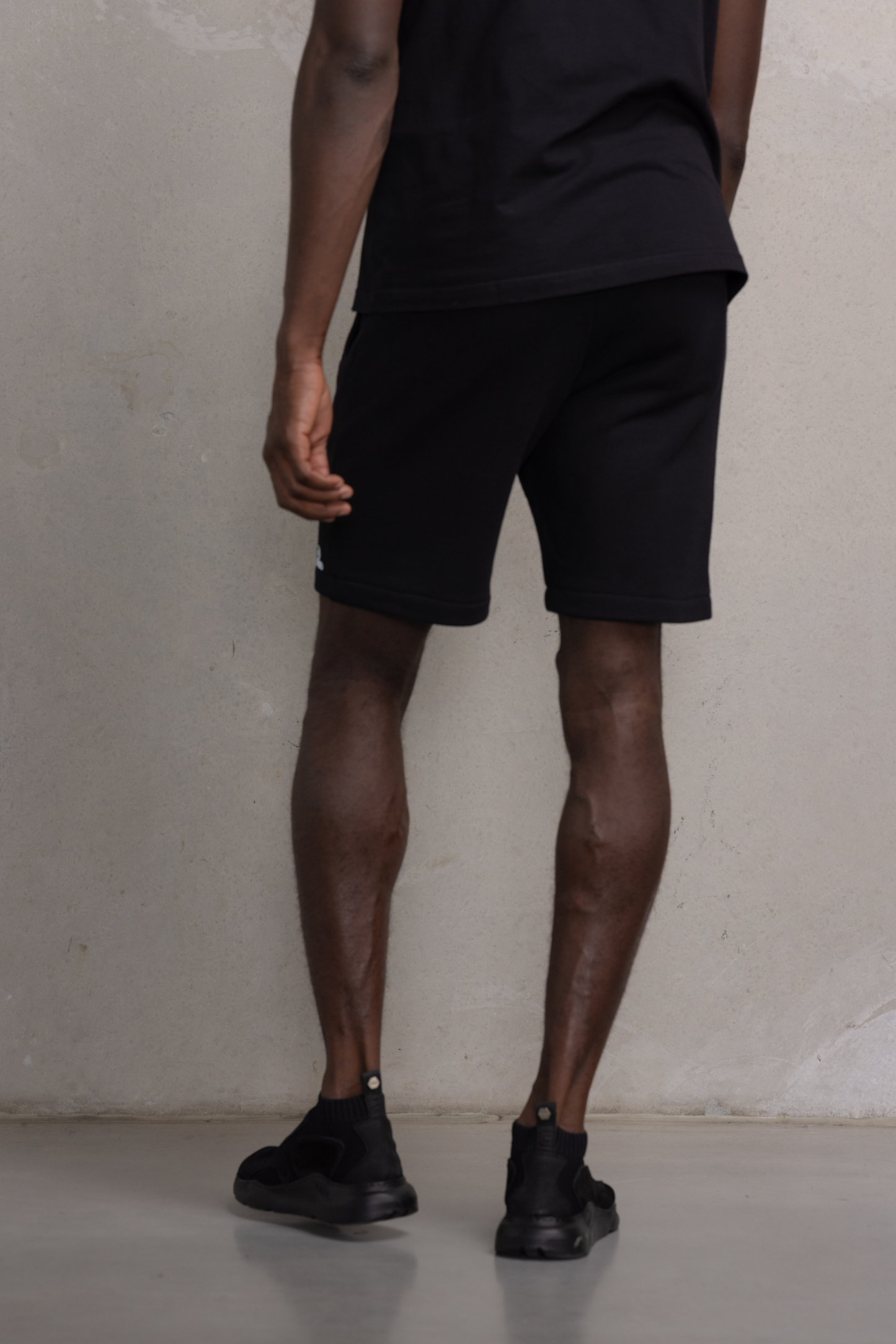 Tony Regular Neon Brand Sweat Short Jet Black