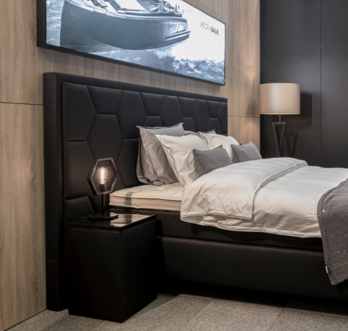 SLEEP LIKE A BALR.