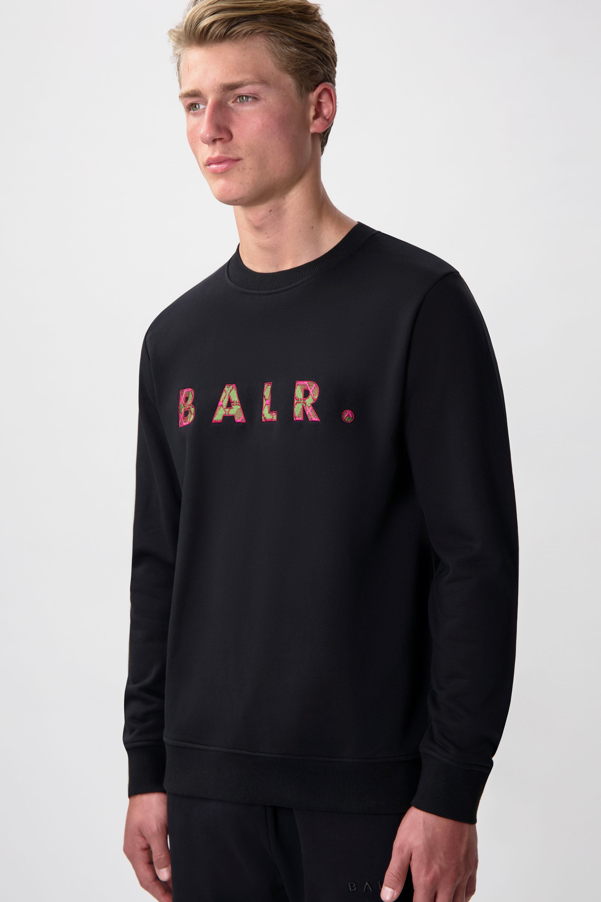 BALR. Monogram Embro Regular Fit Crewneck Jet Black/Tibetian Red
