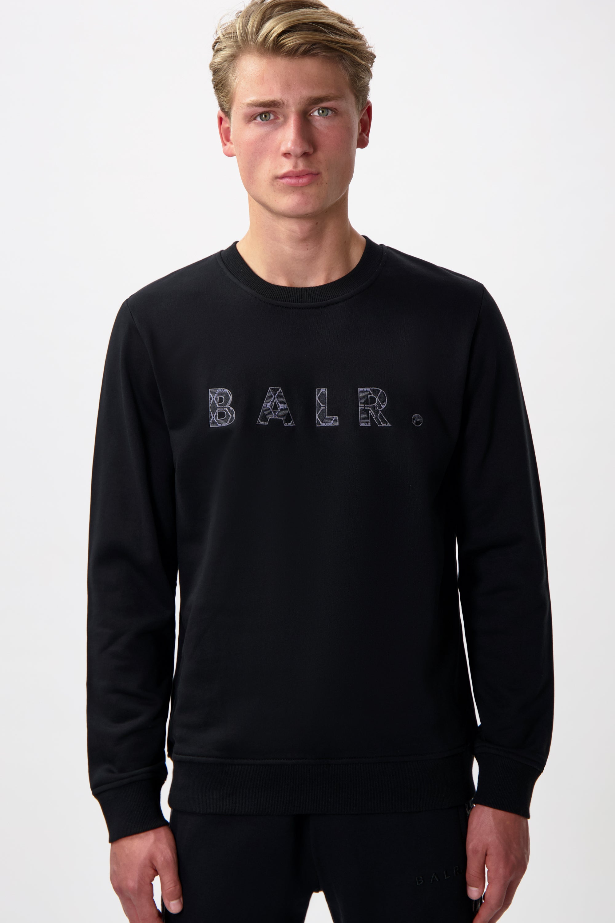 BALR. Monogram Embro Regular Fit Crewneck Jet Black/Phantom