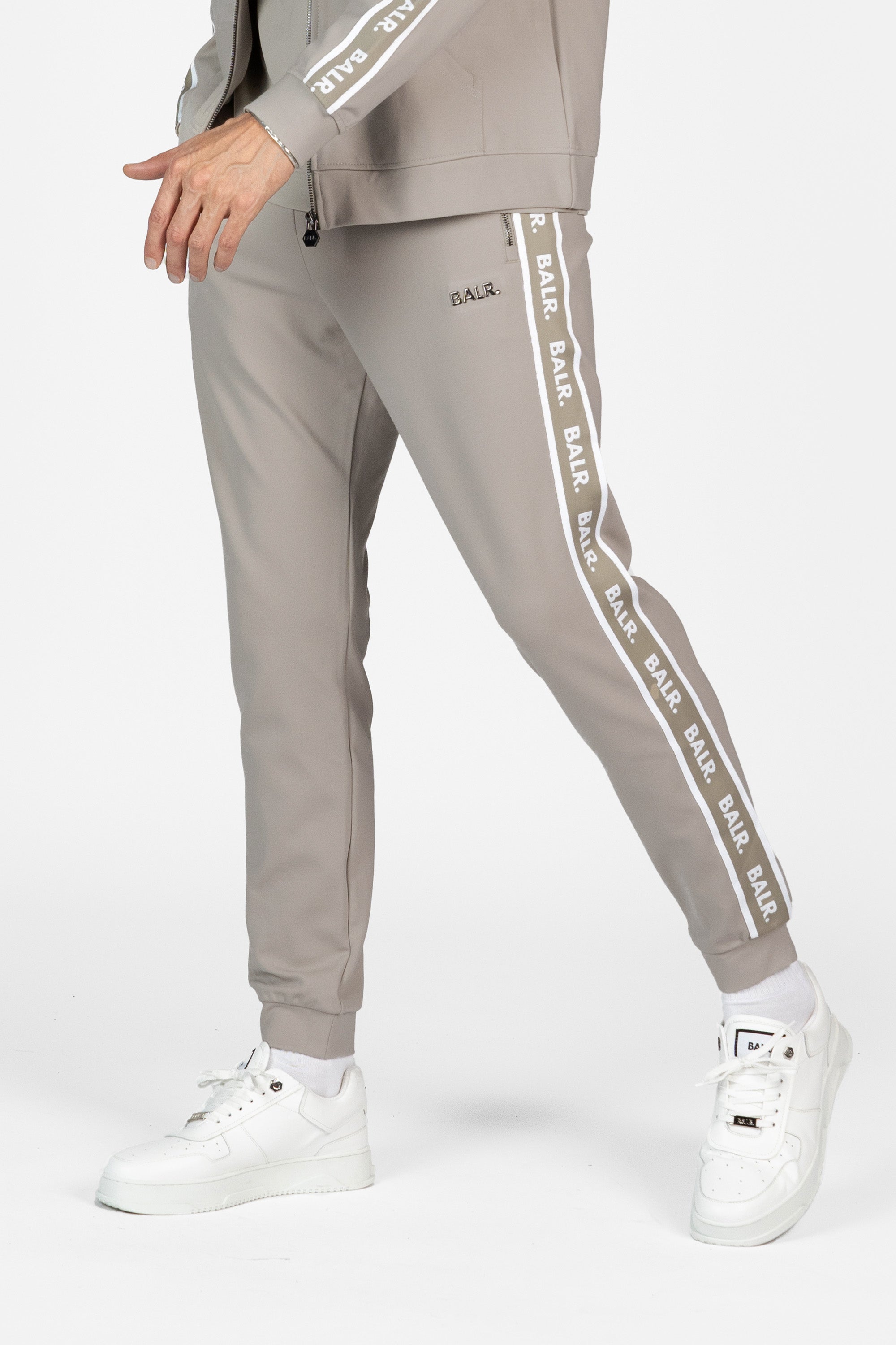 Slim jogger pants outlet