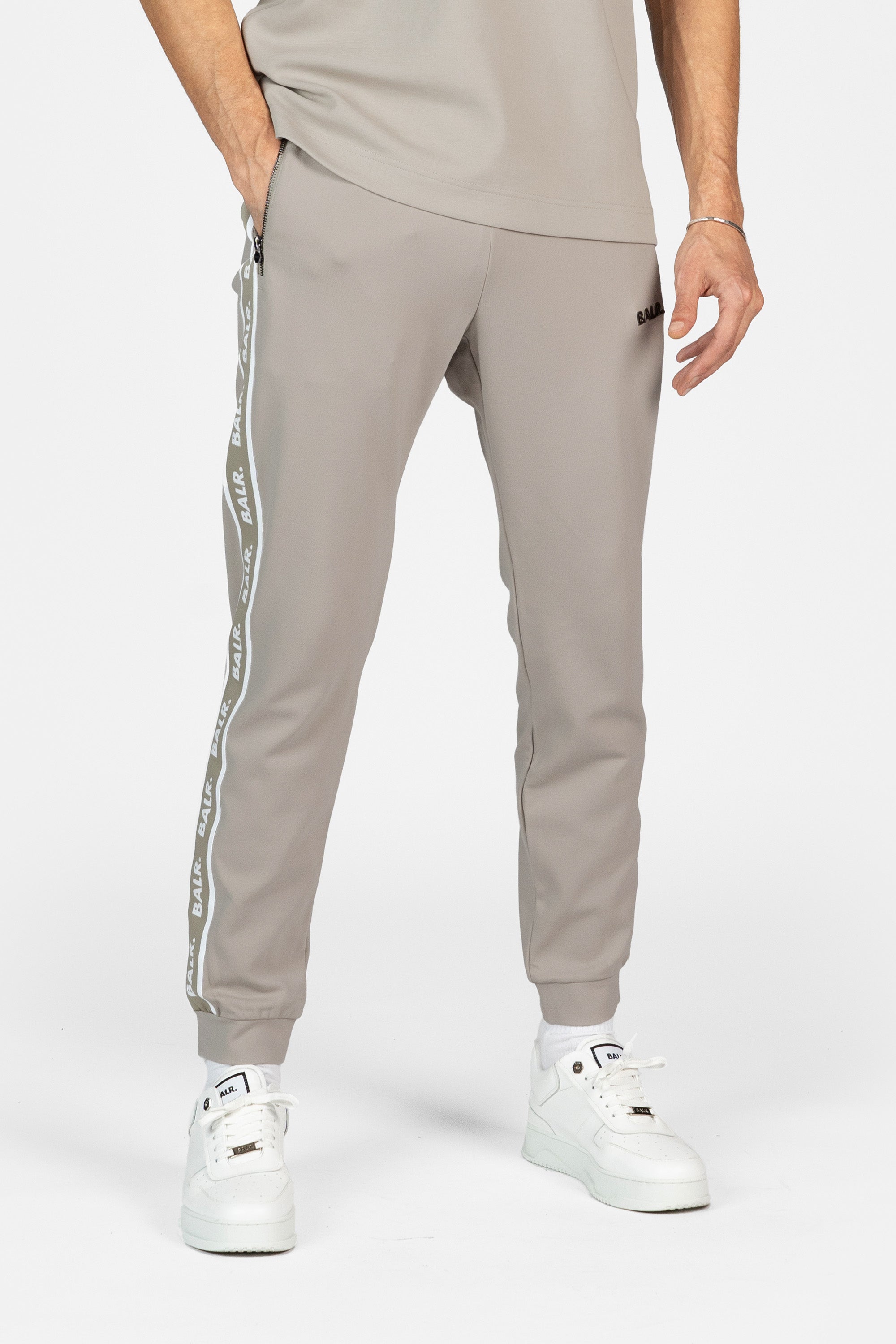 Q Tape Slim Classic Sweatpants Silver Lining BALR
