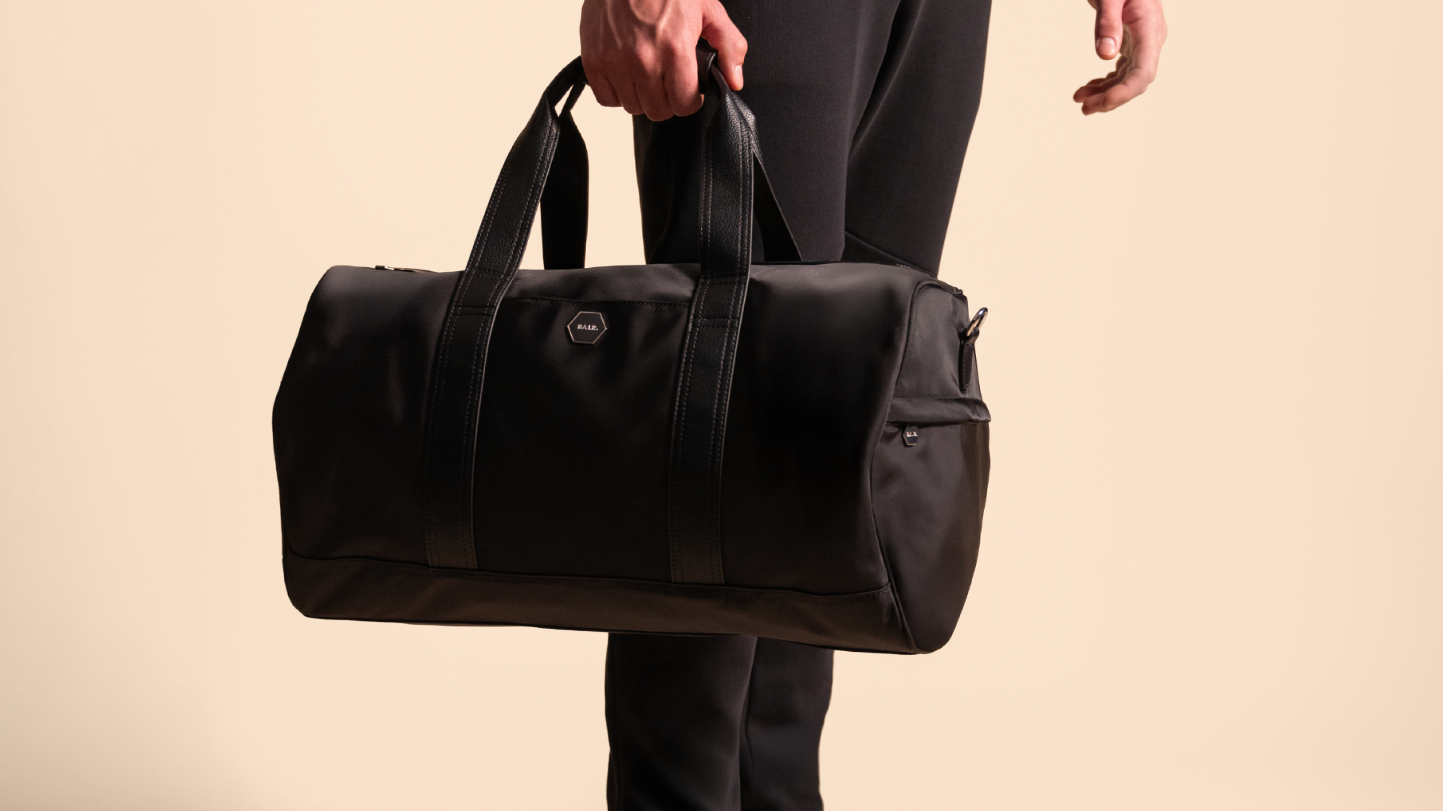 BALR_Bestseller_Ads_16x9_single_5_2.png