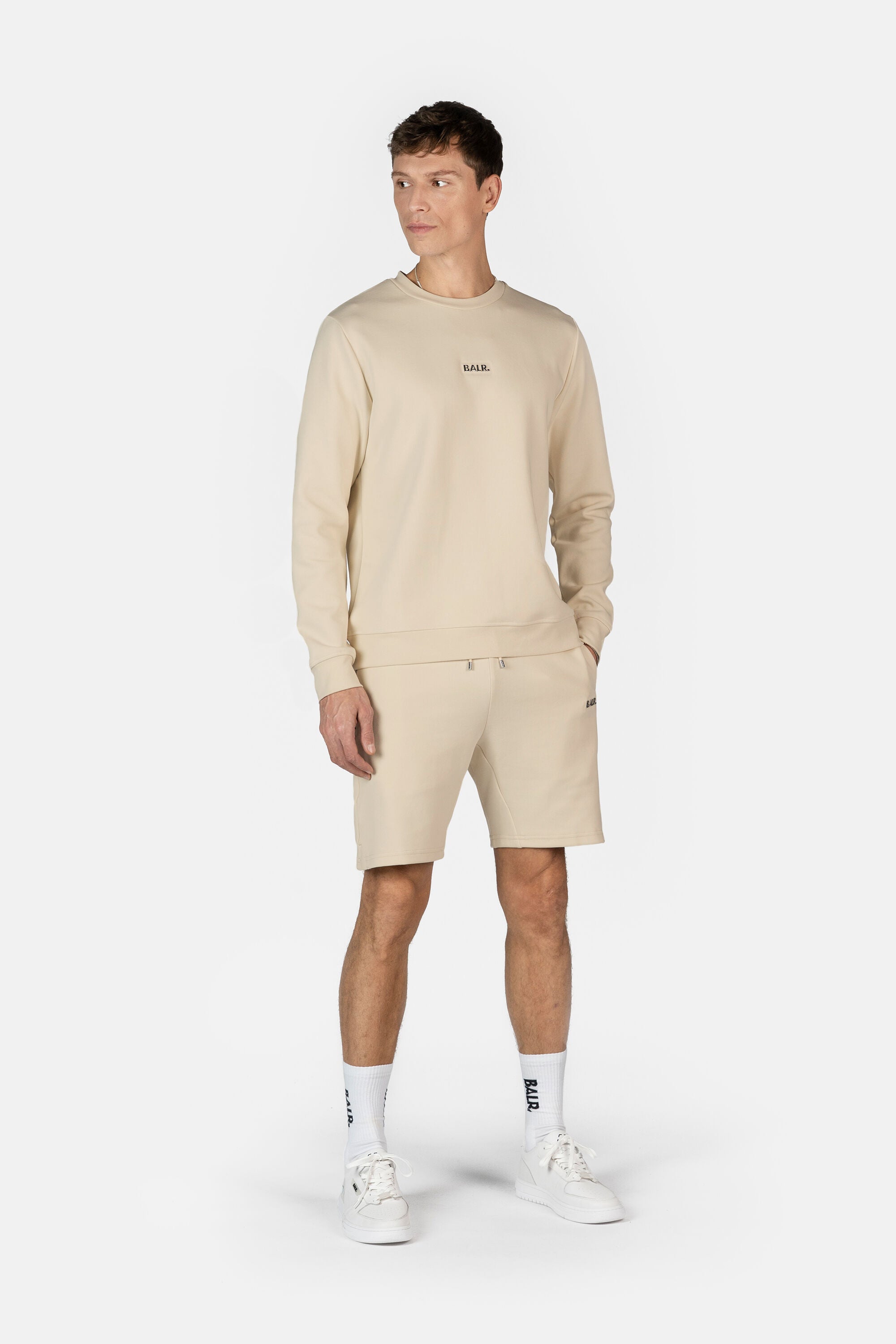 The Wall Box Fit Shorts Silver Lining – BALR.