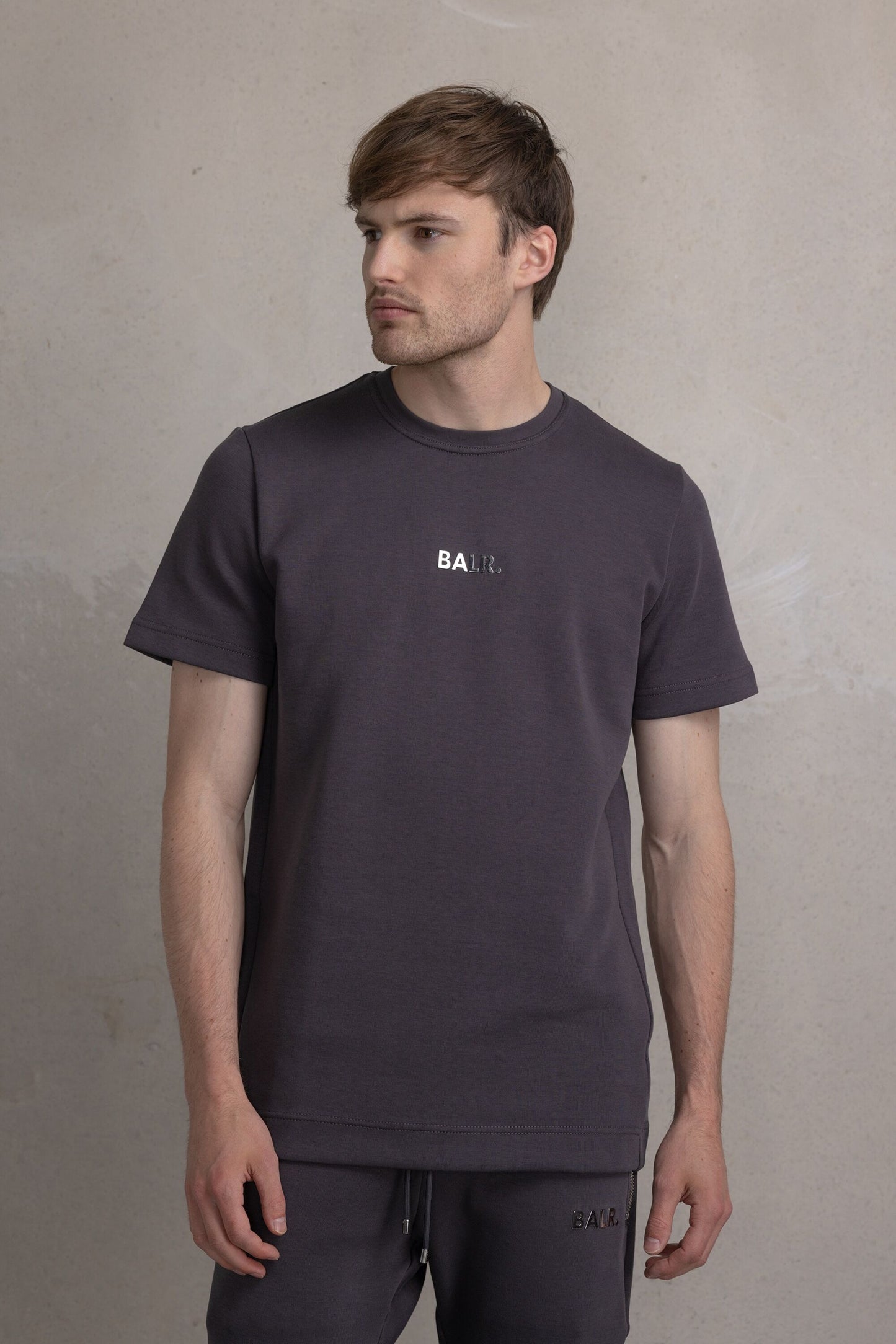 Q-Series Straight T-shirt Asphalt