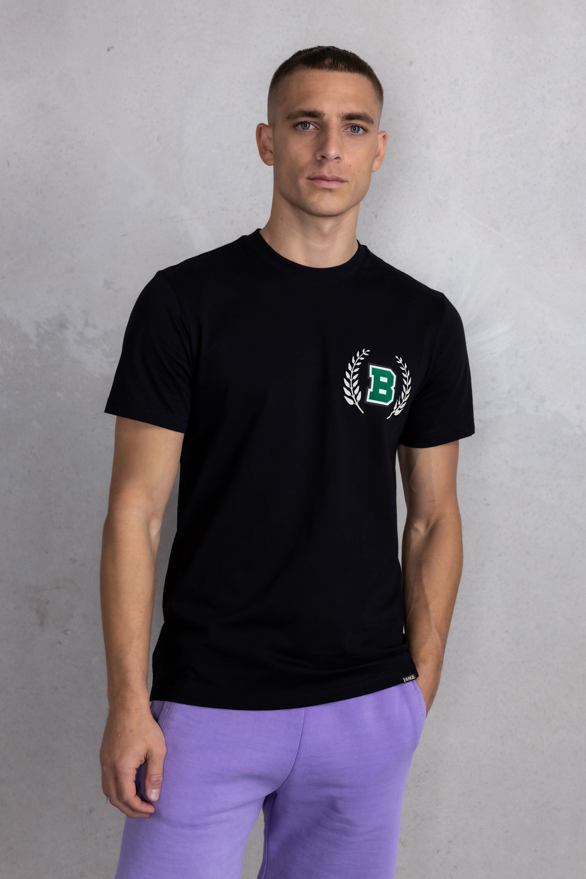 Olaf Straight B Crest T-Shirt Jet Black