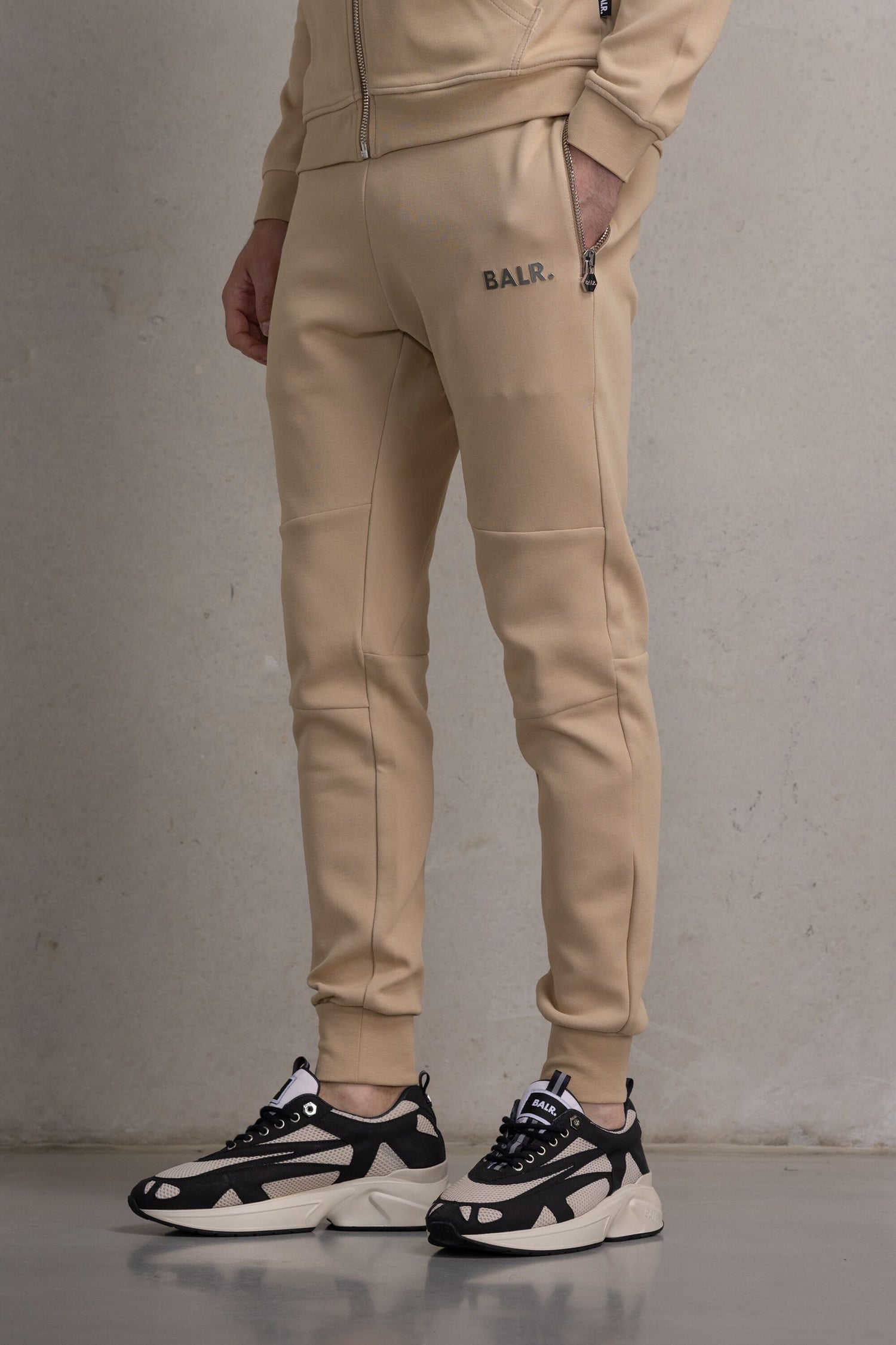 Q-Series Slim Classic Sweatpants Irish Cream