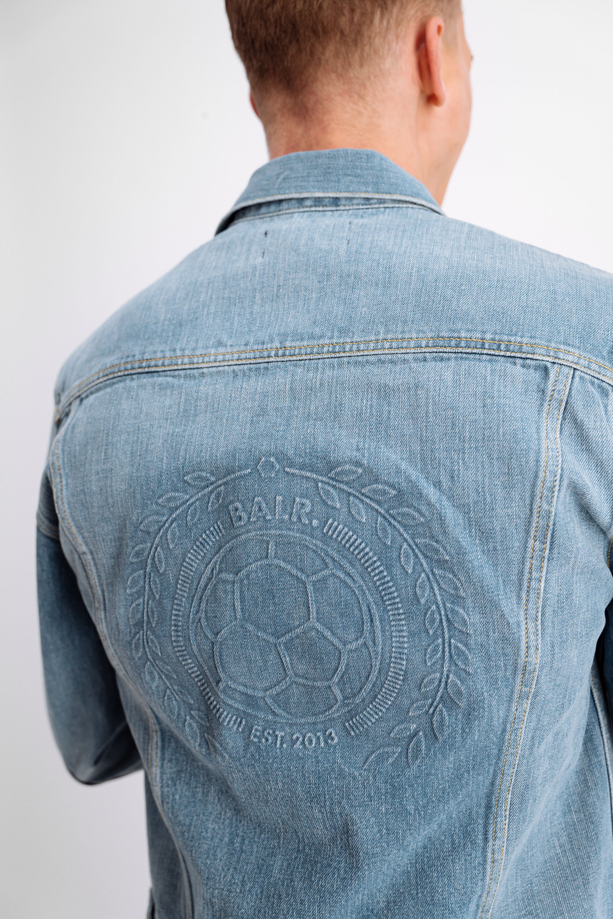 Embossed Straight Denim Jacket Mid Aged
